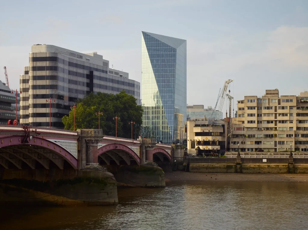 240 Blackfriars, London